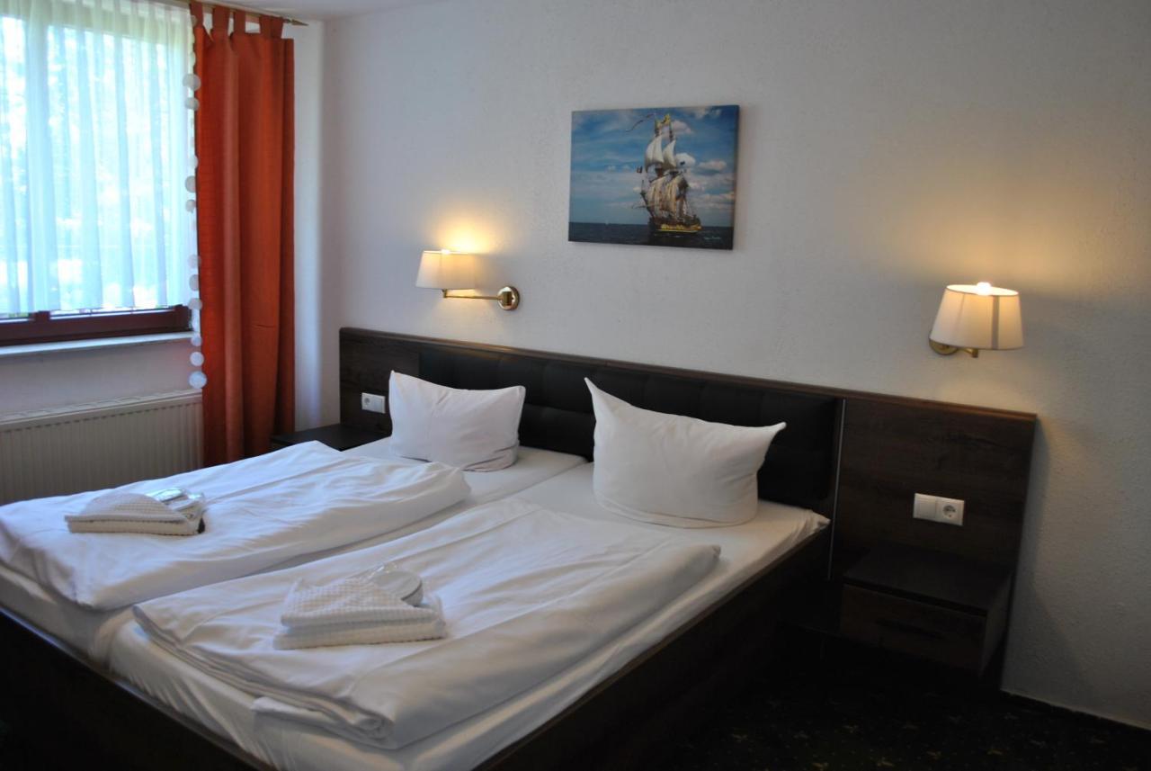 Strand-Hotel ลอบเบอ ภายนอก รูปภาพ